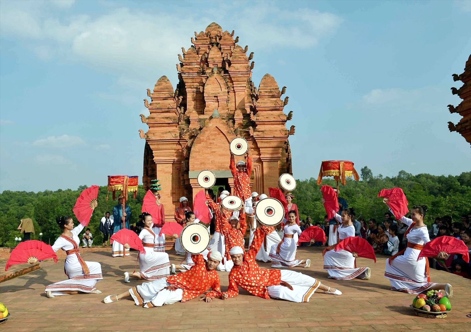 Lễ Hội Kate - Tinh Hoa Văn Hóa Chăm Qua Ngàn Năm